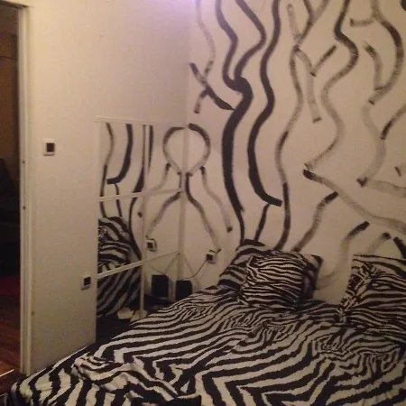 Heroj Apartment